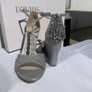 New in Box. Silver Wedge with Jewels .